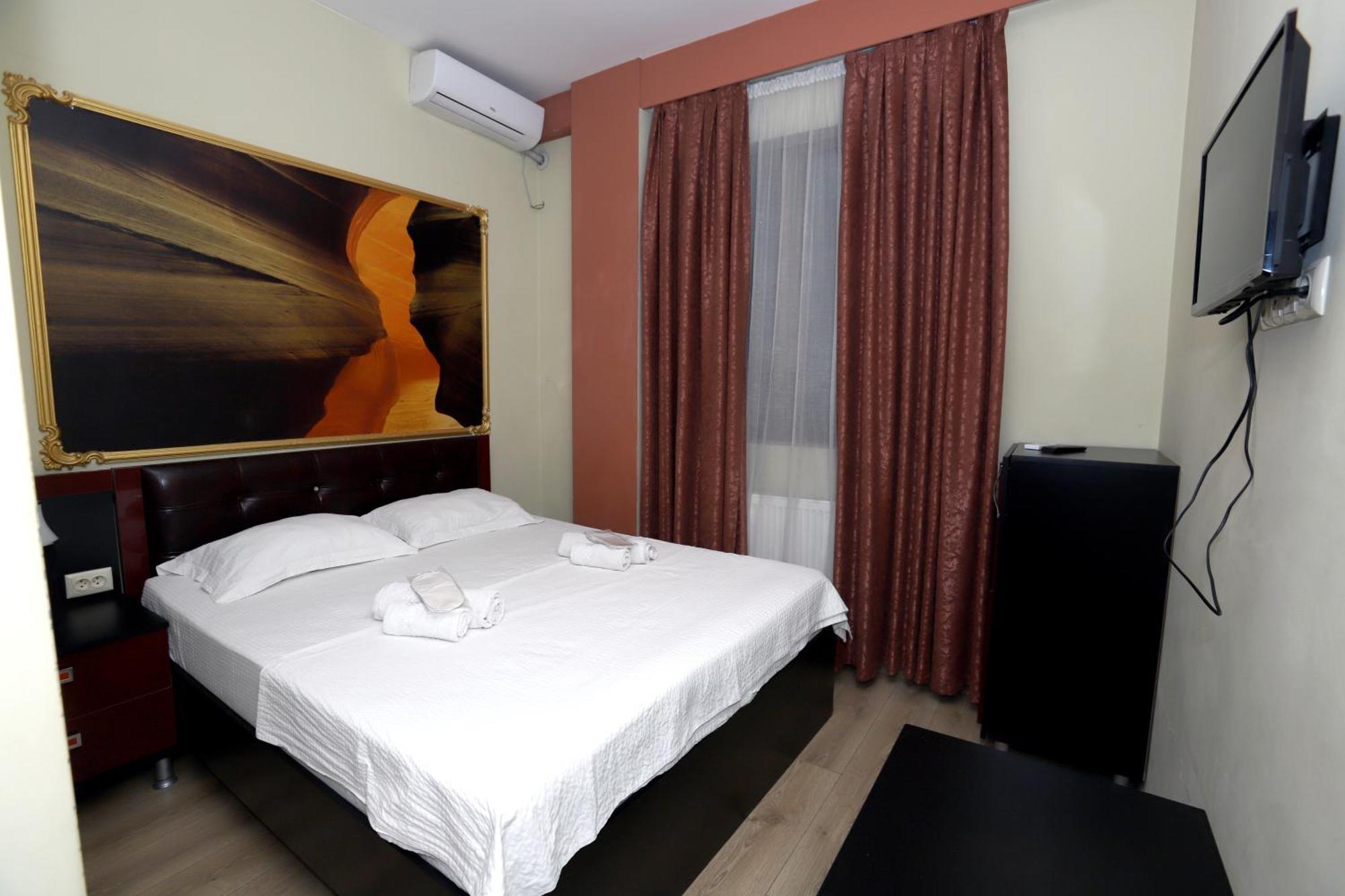 Hotel The K Tbilisi Esterno foto