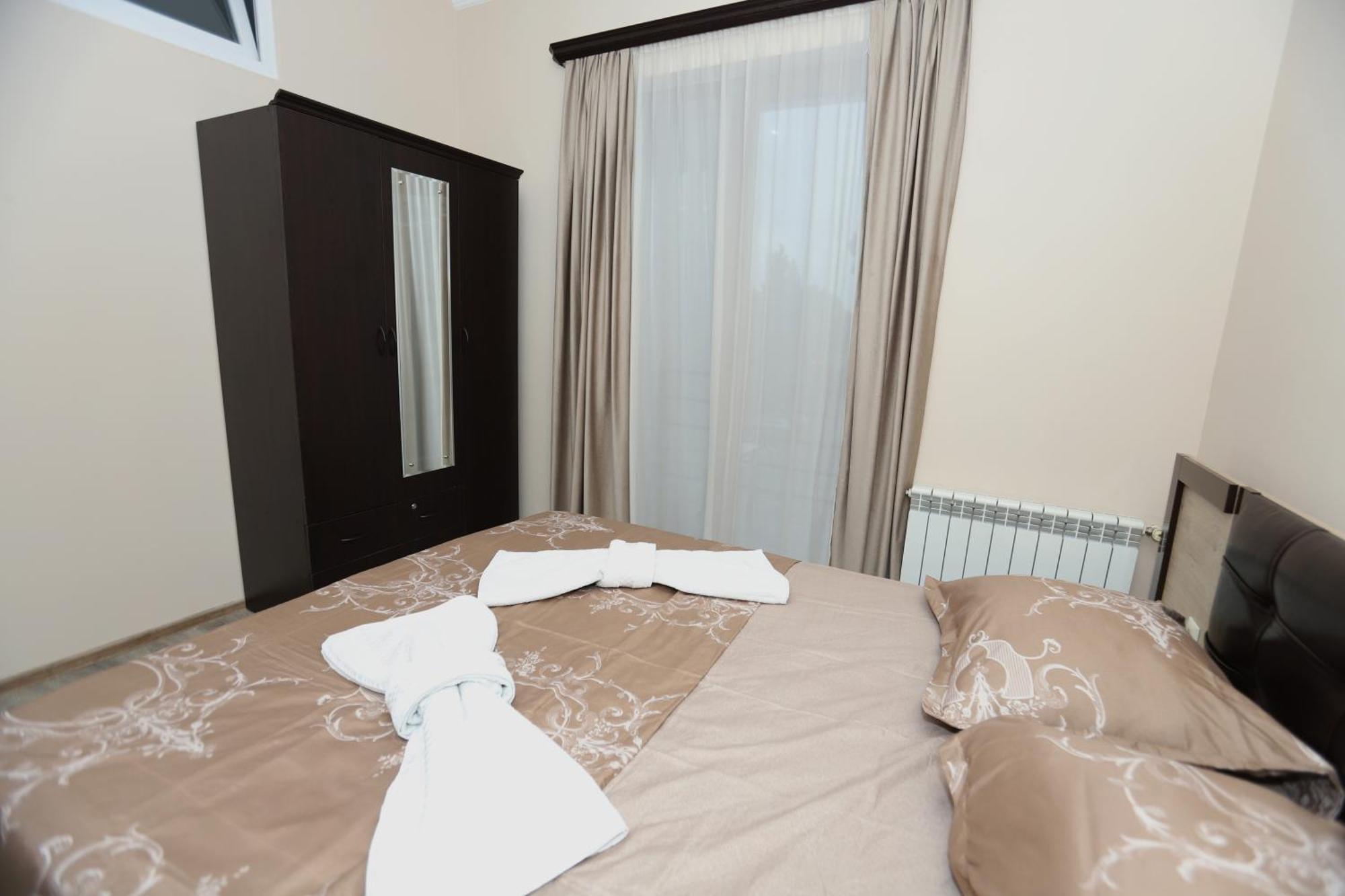 Hotel The K Tbilisi Esterno foto