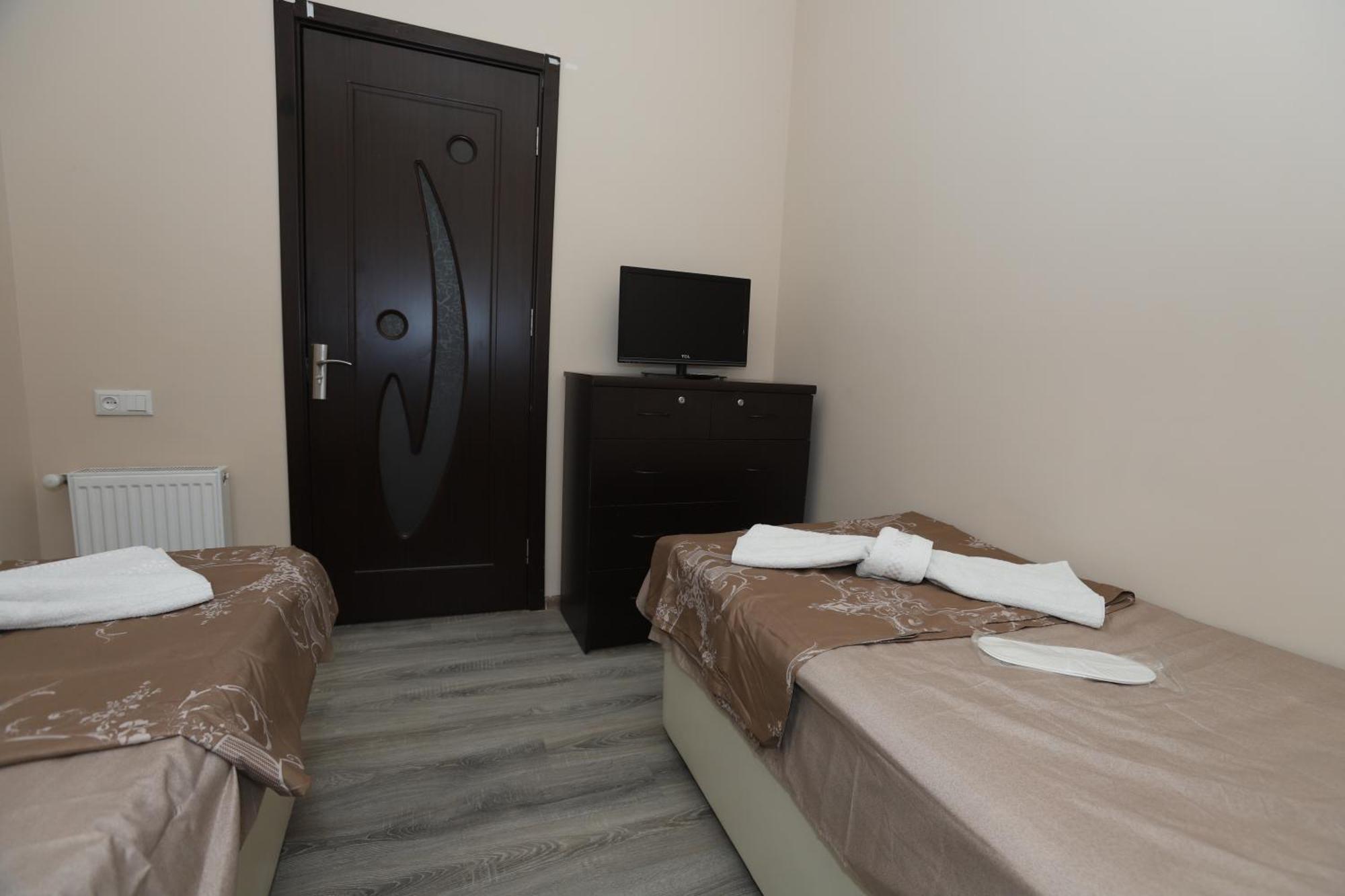Hotel The K Tbilisi Esterno foto
