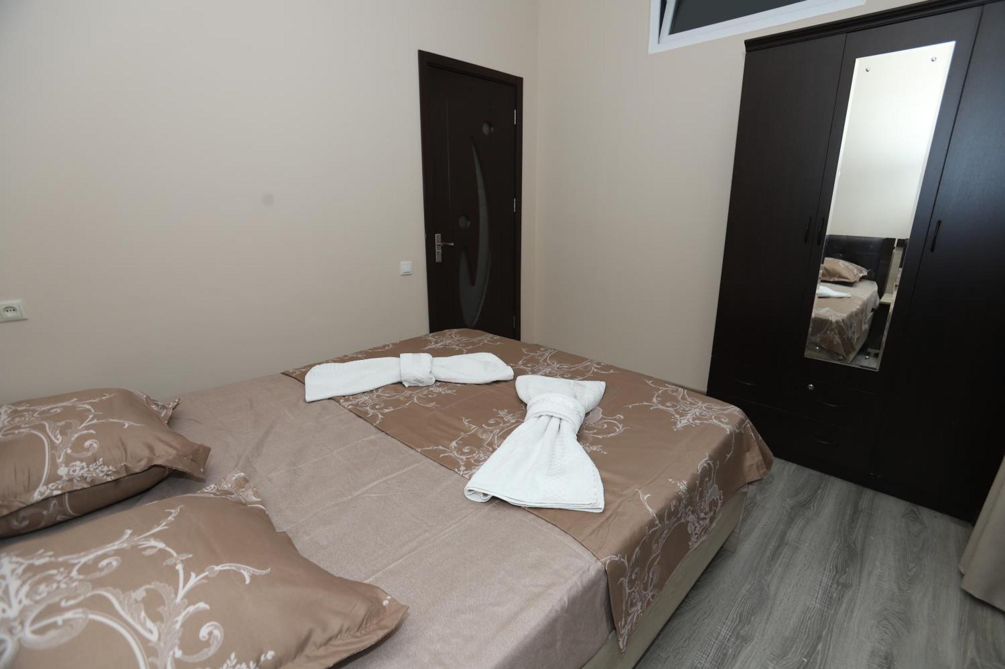 Hotel The K Tbilisi Esterno foto