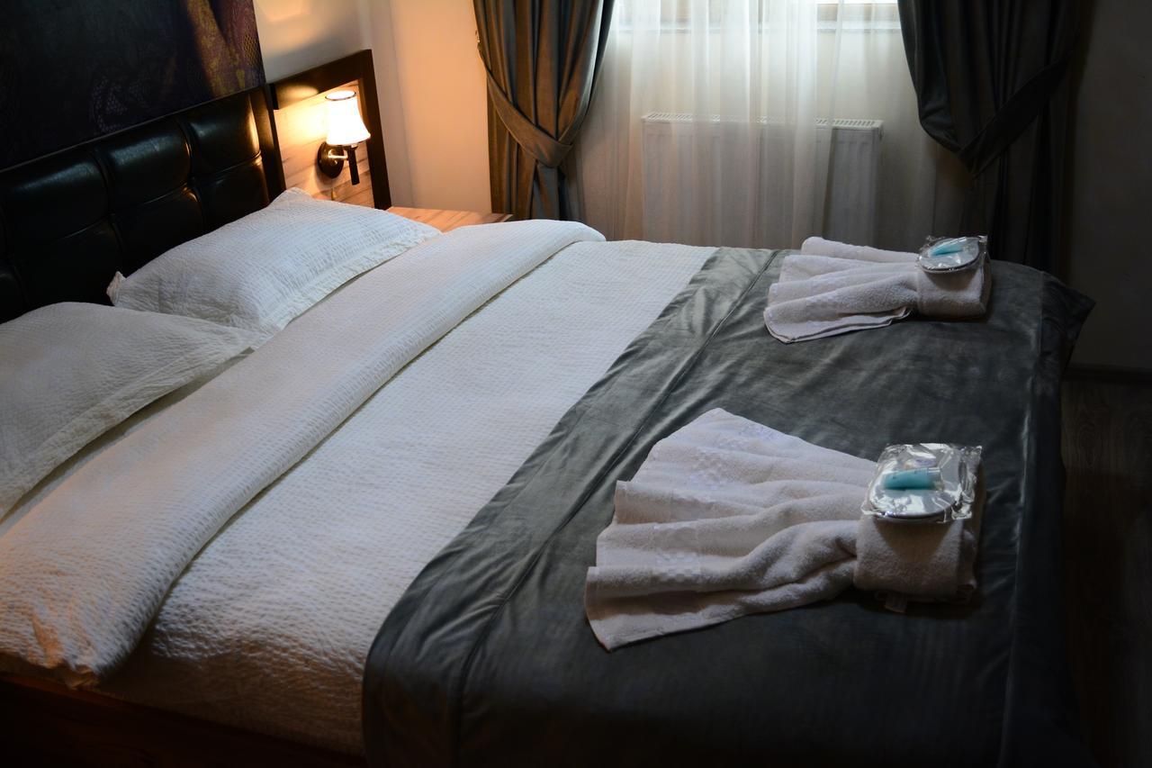 Hotel The K Tbilisi Esterno foto