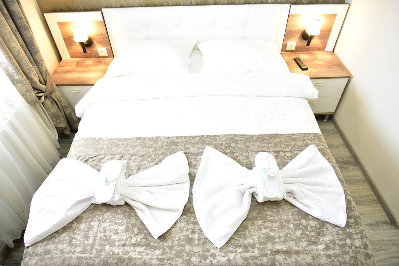 Hotel The K Tbilisi Esterno foto