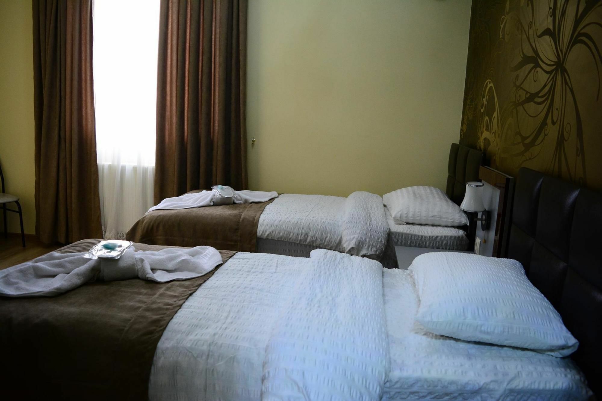 Hotel The K Tbilisi Esterno foto